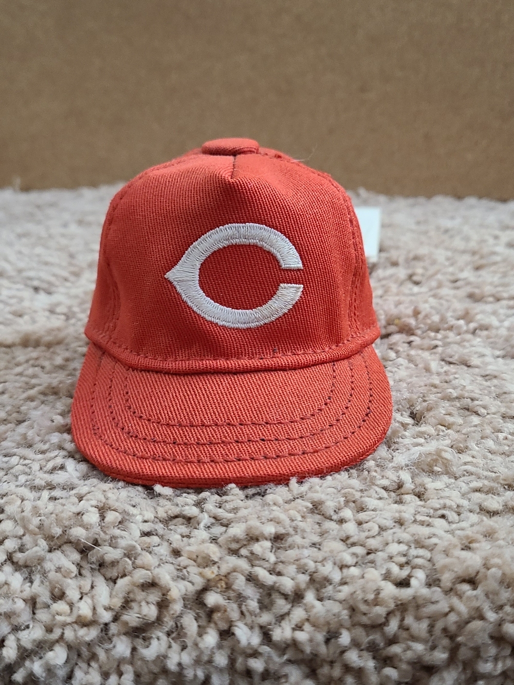 Vintage Cincinnati Reds Baseball Cap Keychain